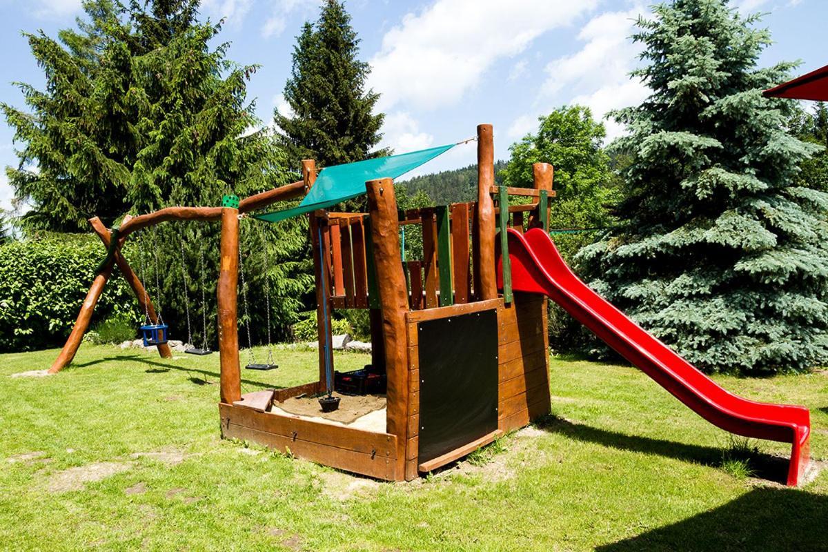 Penzion Valentino Bedřichov Exteriör bild